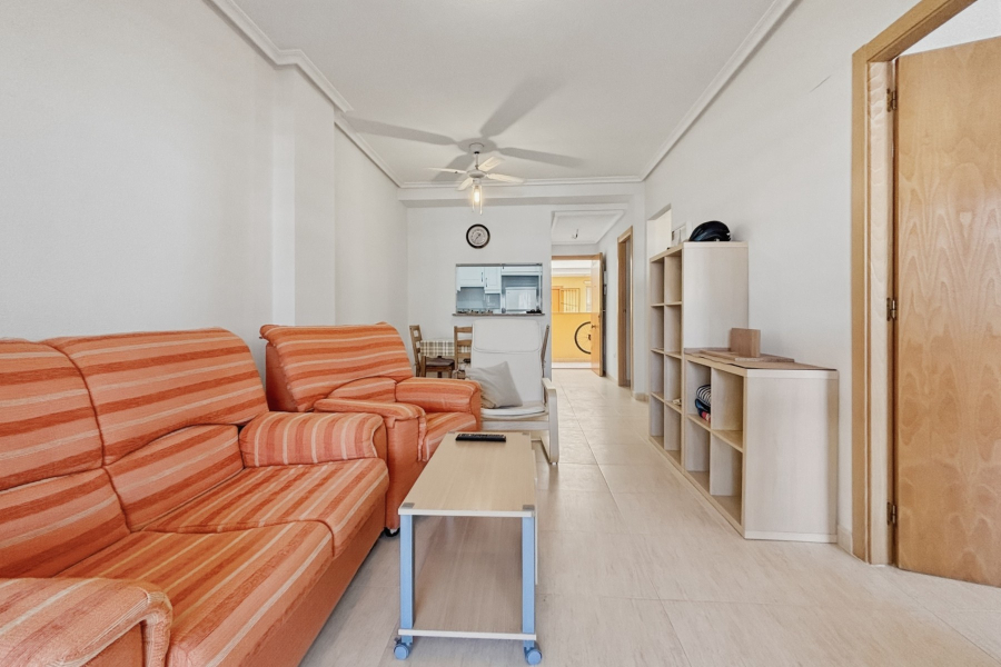 Resale - Apartamento/Bungalow - Torrevieja  - Aguas Nuevas