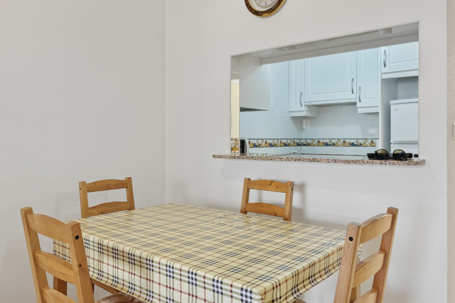 Resale - Apartamento/Bungalow - Torrevieja  - Aguas Nuevas