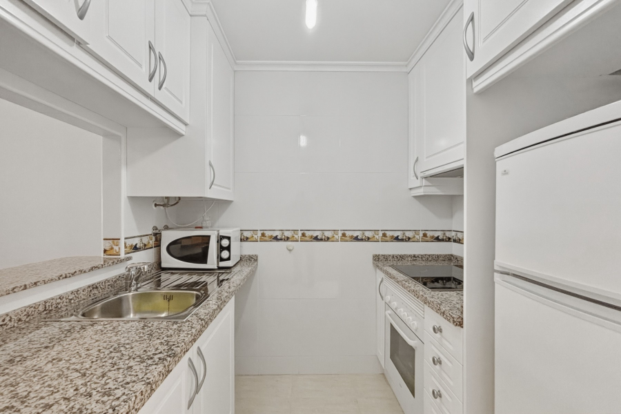 Resale - Apartamento/Bungalow - Torrevieja  - Aguas Nuevas