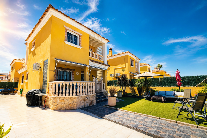 Villa - Bruktboliger - Guardamar del Segura - El Raso