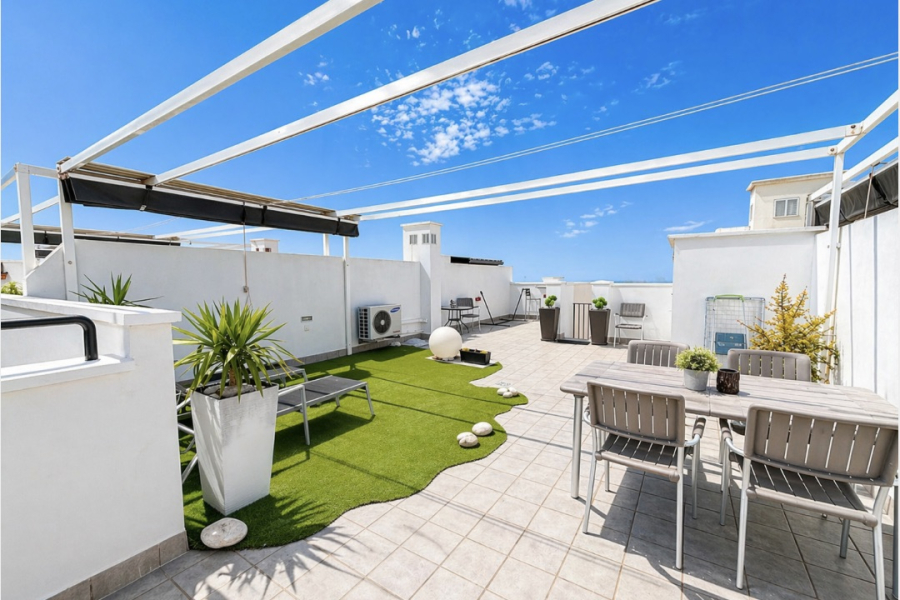 Resale - Apartment/Bungalow - Torrevieja  - Aguas Nuevas II