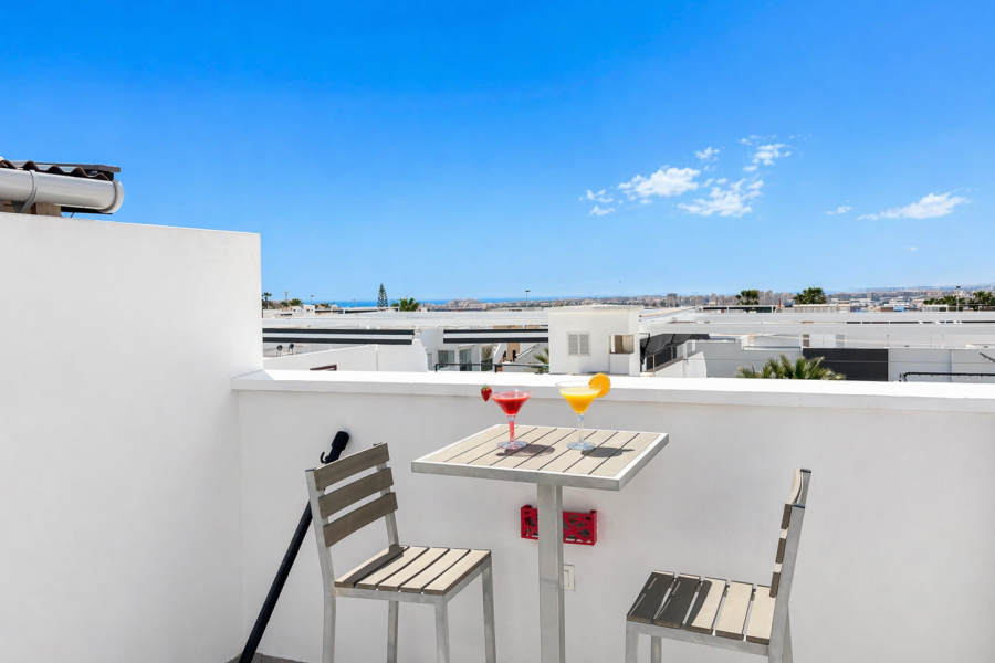 Resale - Lägenhet / Bungalow  - Torrevieja  - Aguas Nuevas II