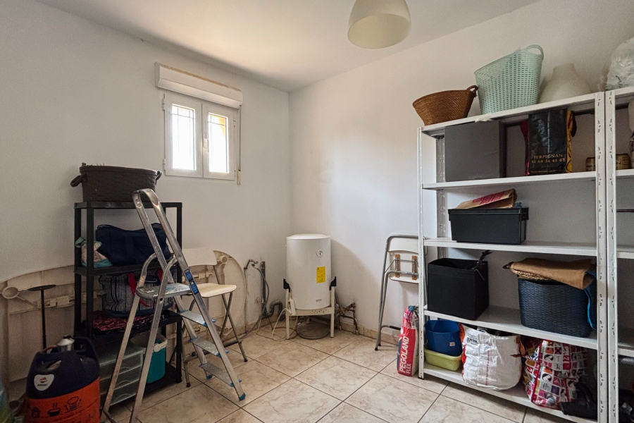Resale - Villa / Semi detached - Albatera