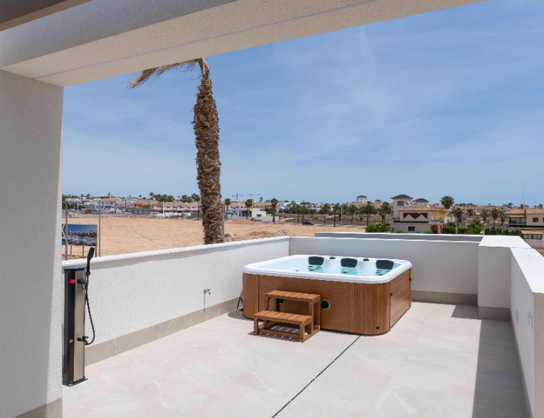 New Build - Townhouse / Duplex - Los Alcazares