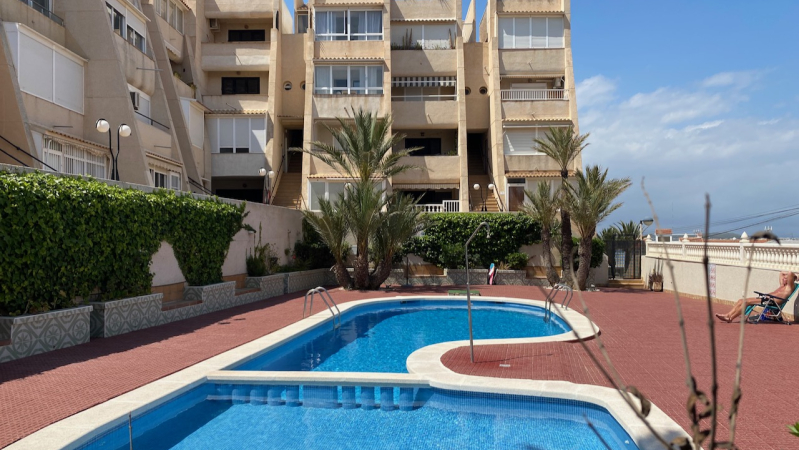 Dzīvoklis/Bungalo - Pārdošana pēc lietošanas - Torrevieja  - Lomas del Mar