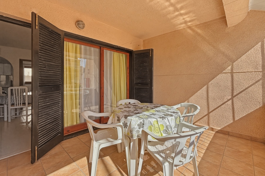 Pārdošana pēc lietošanas - Dzīvoklis/Bungalo - Torrevieja  - Lomas del Mar