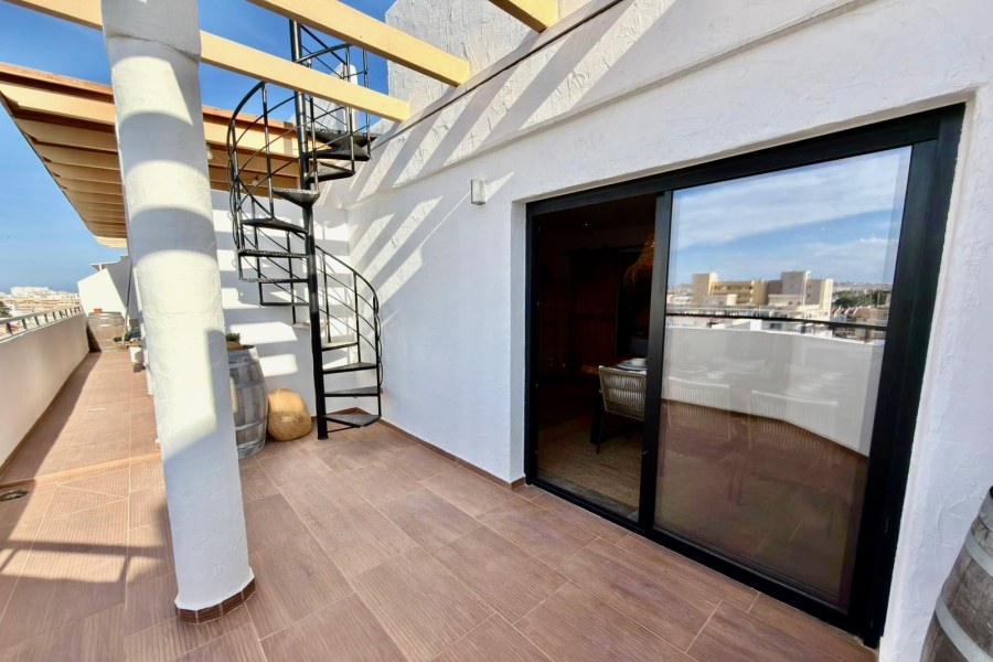 Resale - Apartment/Bungalow - Torrevieja  - Center