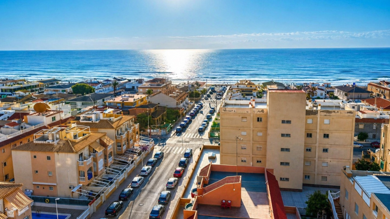 Lägenhet / Bungalow  - Resale - Torrevieja  - La Mata