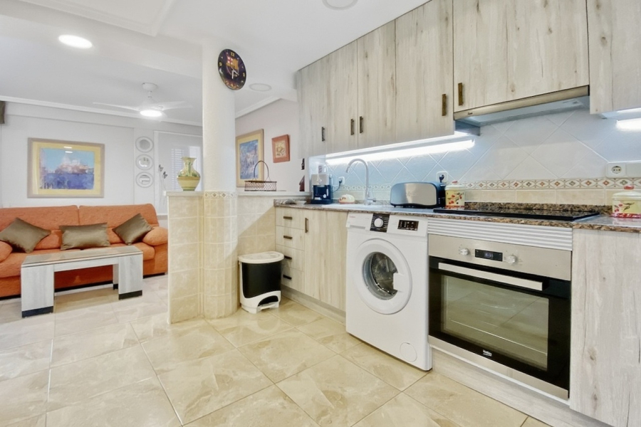 Pārdošana pēc lietošanas - Dzīvoklis/Bungalo - Torrevieja  - La Mata