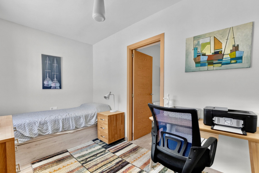 Resale - Villa / Semi detached - Torrevieja  - Los Ángeles