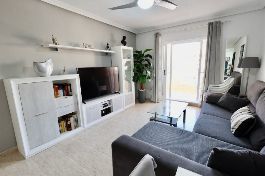 Resale - Apartment/Bungalow - Torrevieja  - La Mata