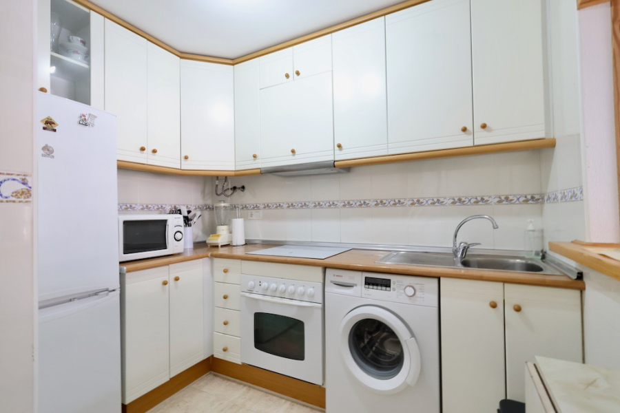 Resale - Apartment/Bungalow - Torrevieja  - La Mata
