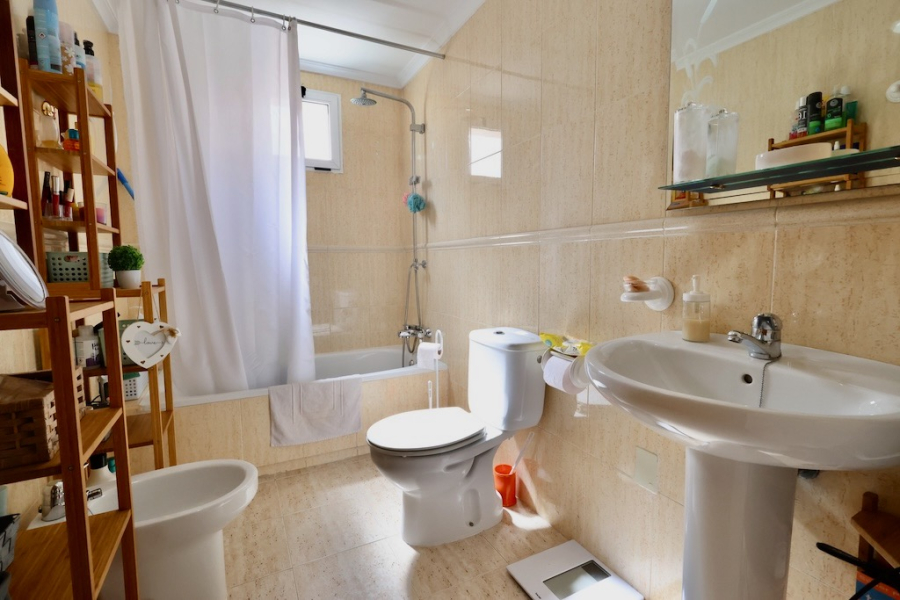 Resale - Apartment/Bungalow - Torrevieja  - La Mata