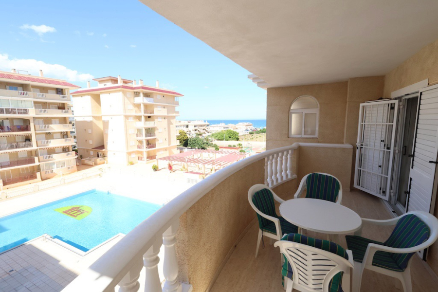 Resale - Apartment/Bungalow - Torrevieja  - La Mata
