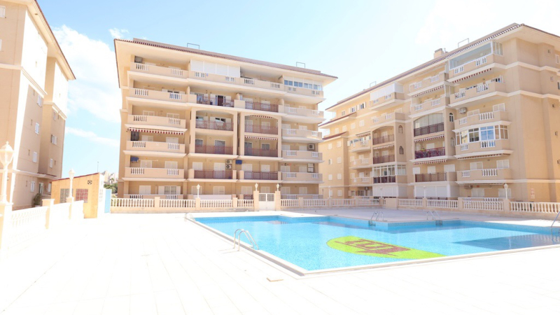 Apartamento/Bungalow - Resale - Torrevieja  - La Mata