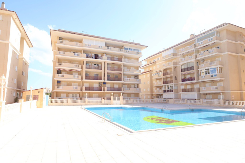 Apartment/Bungalow - Resale - Torrevieja  - La Mata