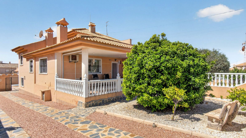 Вилла - Вторичный рынок - Torrevieja  - Aguas Nuevas