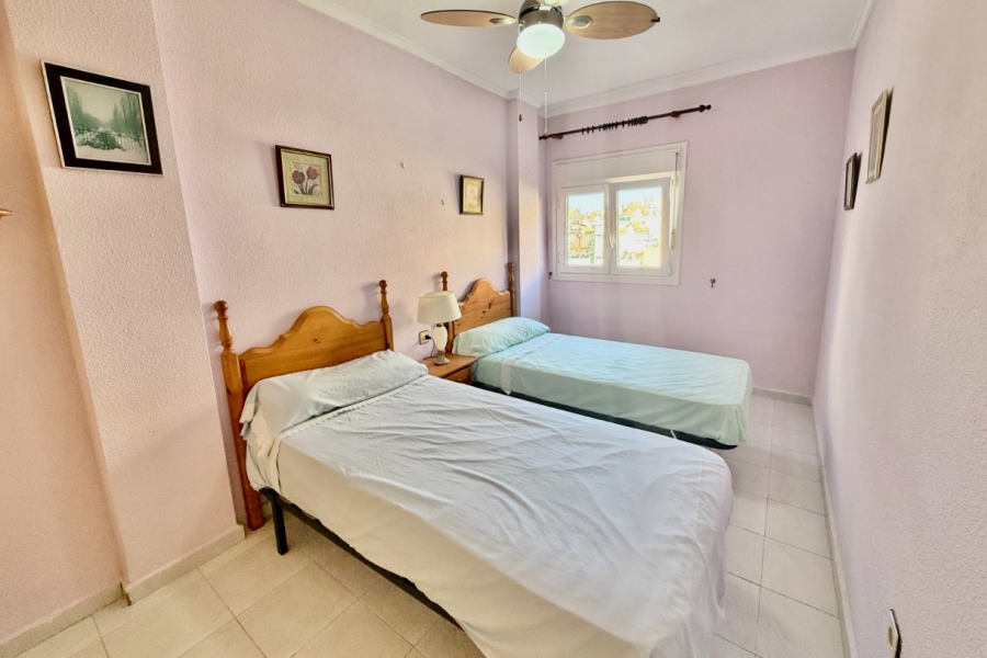 Resale - Apartment/Bungalow - Torrevieja  - Aguas Nuevas