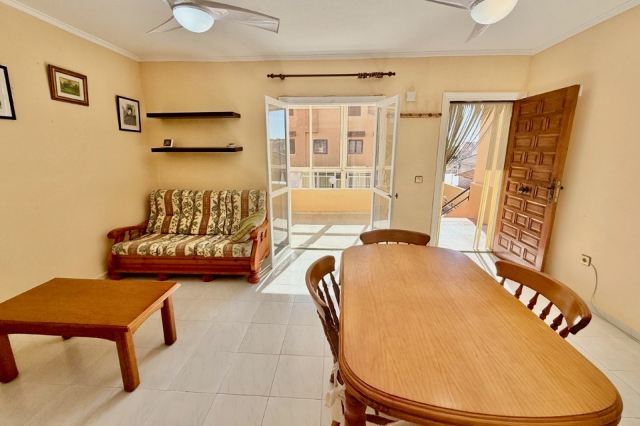Resale - Apartment/Bungalow - Torrevieja  - Aguas Nuevas