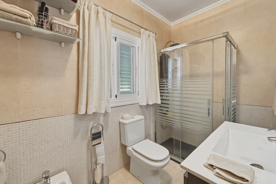 Pārdošana pēc lietošanas - Rindu māja - Torrevieja  - La Mata