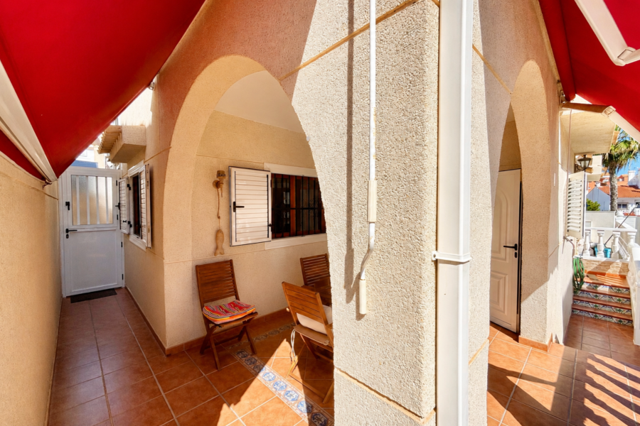 Pārdošana pēc lietošanas - Rindu māja - Torrevieja  - La Mata