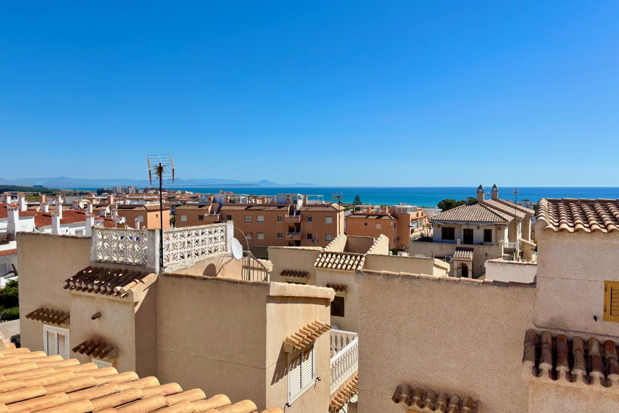 Pārdošana pēc lietošanas - Rindu māja - Torrevieja  - La Mata