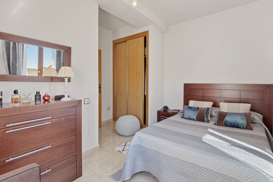 Pārdošana pēc lietošanas - Rindu māja - Torrevieja  - La Mata
