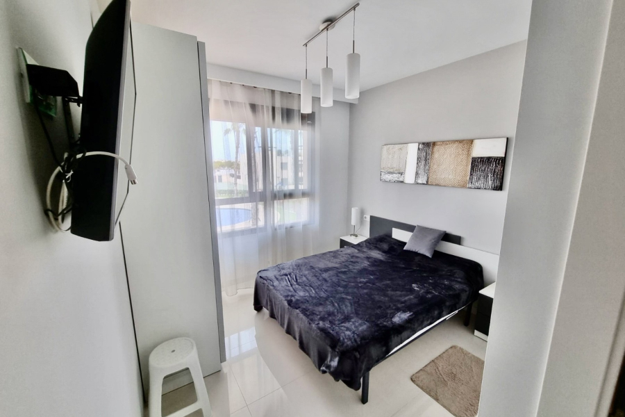Resale - Lägenhet / Bungalow  - Pilar de la Horadada - Mil Palmeras