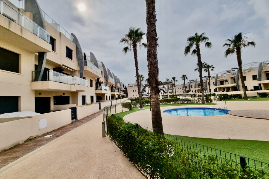 Resale - Lägenhet / Bungalow  - Pilar de la Horadada - Mil Palmeras