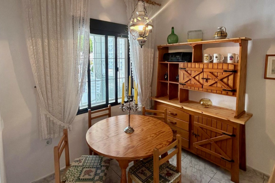 Resale - Apartment/Bungalow - Torrevieja  - Torreta Florida