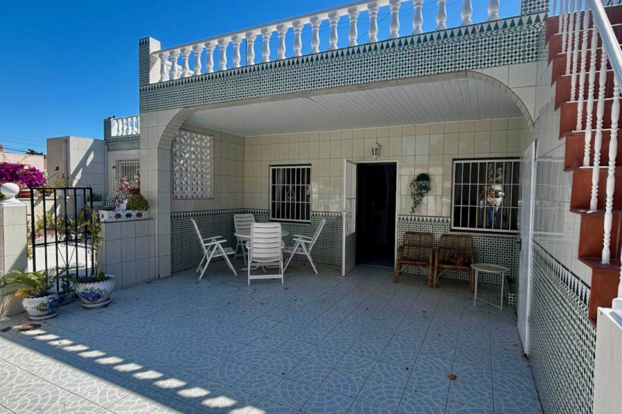 Resale - Apartment/Bungalow - Torrevieja  - Torreta Florida