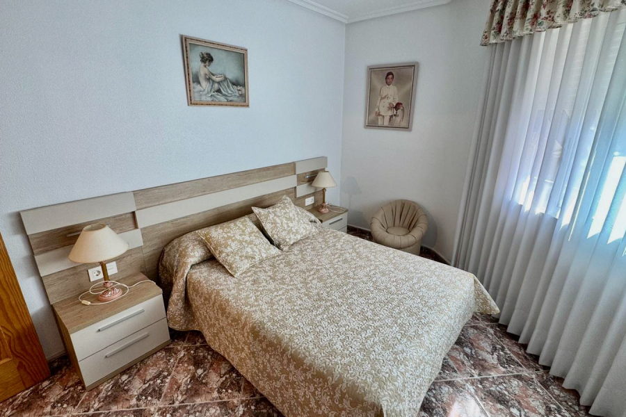 Resale - Apartment/Bungalow - Torrevieja  - Playa del Cura