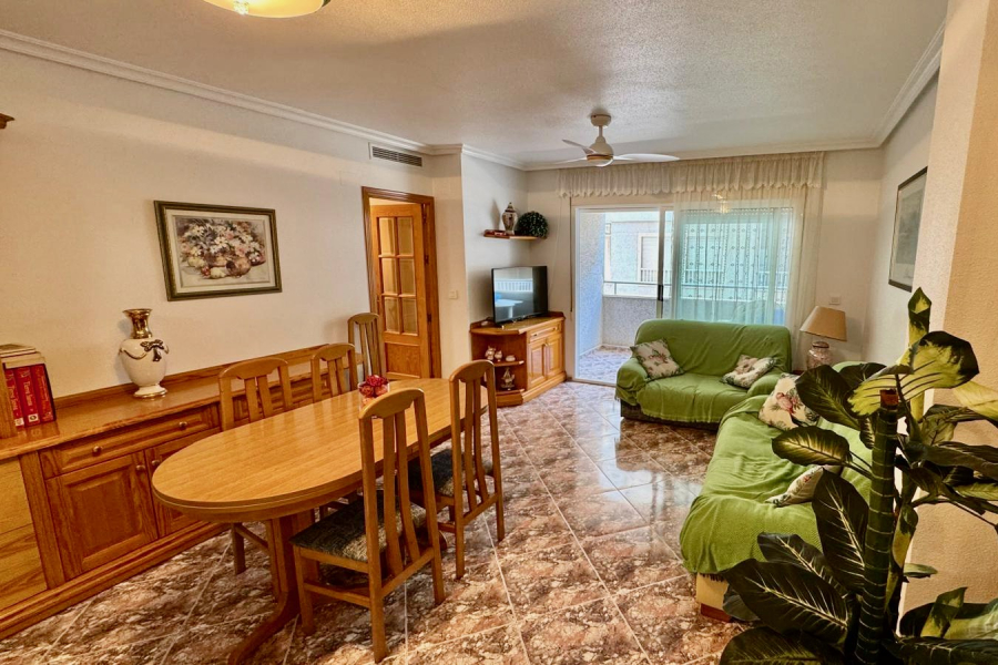 Resale - Apartment/Bungalow - Torrevieja  - Playa del Cura