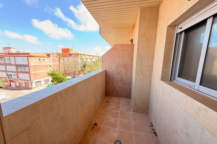 Resale - Apartamento/Bungalow - Torrevieja  - La Mata
