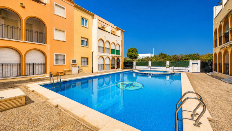 Apartment/Bungalow - Resale - Torrevieja  - Los Naufragos