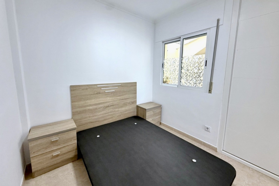 Resale - Apartamento/Bungalow - Torrevieja  - Aguas Nuevas