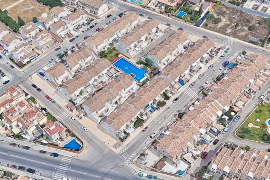Resale - Apartamento/Bungalow - Torrevieja  - Aguas Nuevas