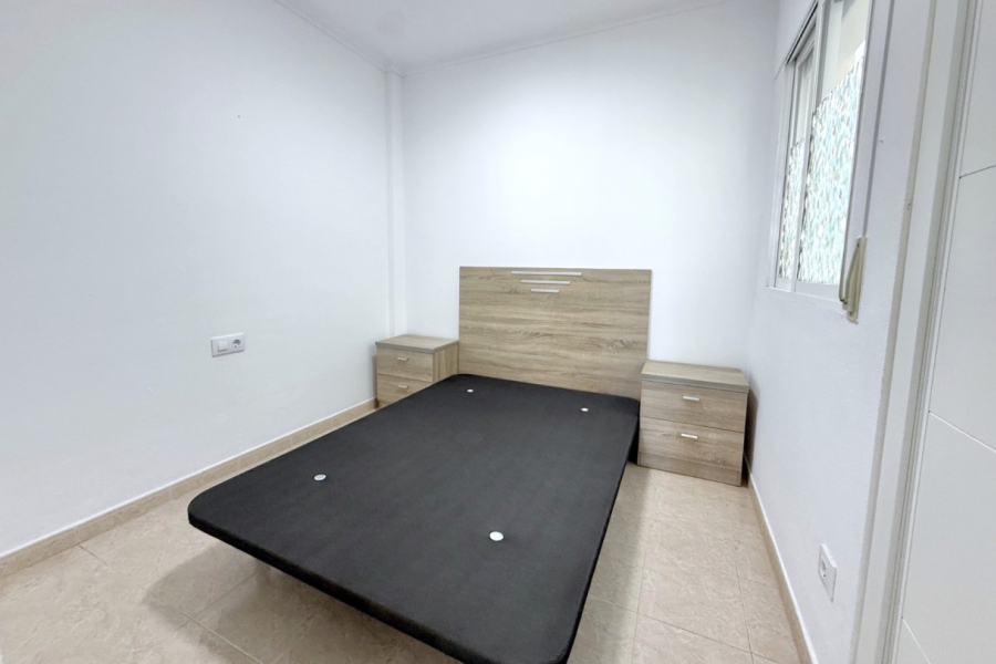Resale - Apartamento/Bungalow - Torrevieja  - Aguas Nuevas