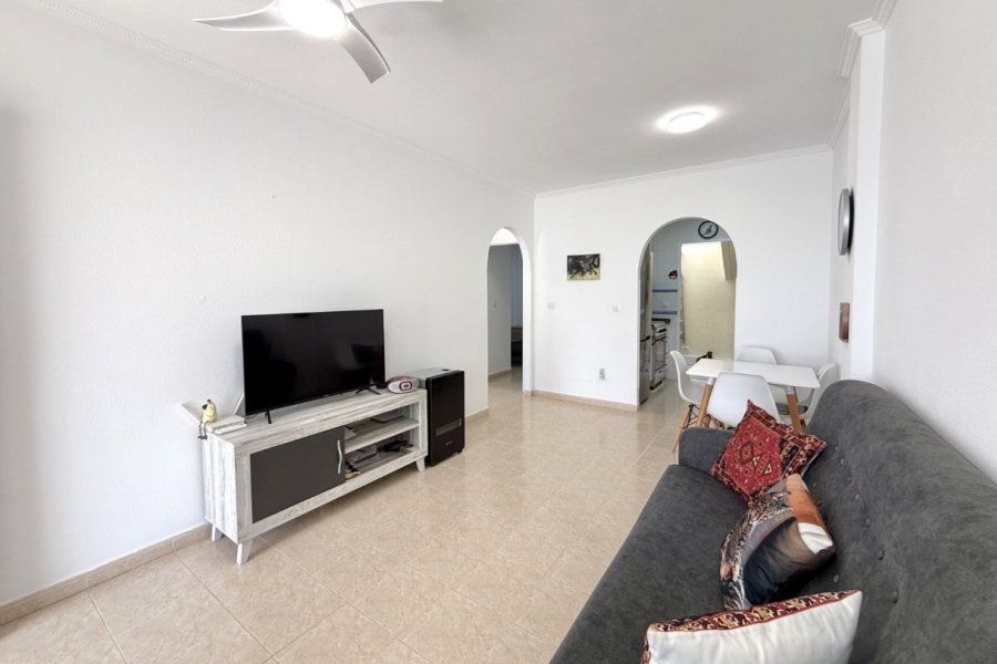 Resale - Apartamento/Bungalow - Torrevieja  - Aguas Nuevas