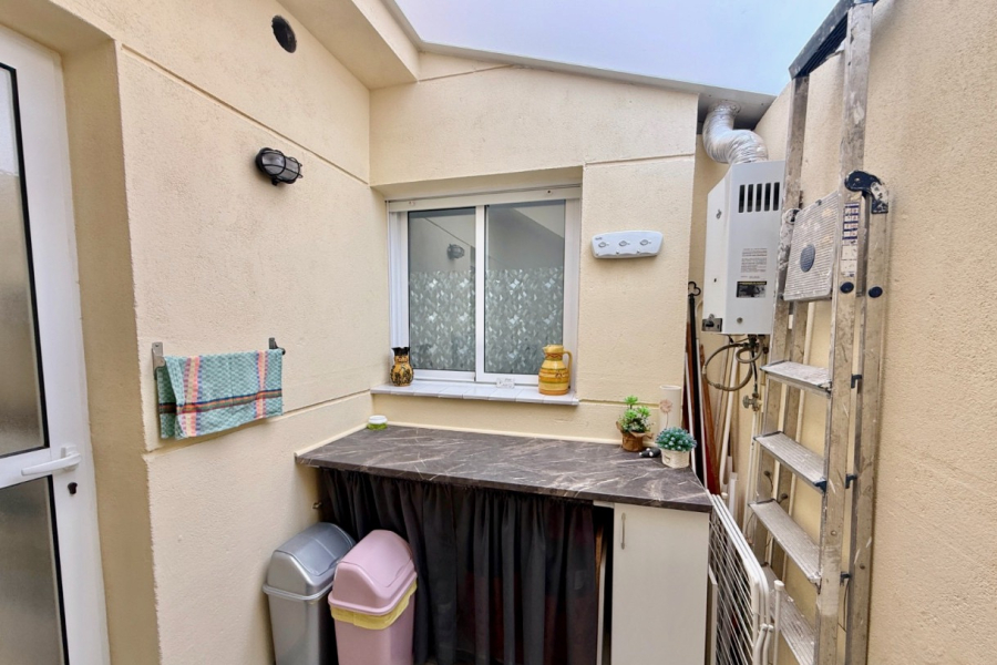 Resale - Apartamento/Bungalow - Torrevieja  - Aguas Nuevas