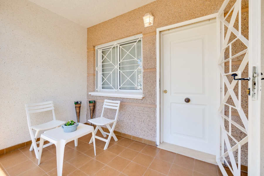 Resale - Lägenhet / Bungalow  - Torrevieja  - Aguas Nuevas