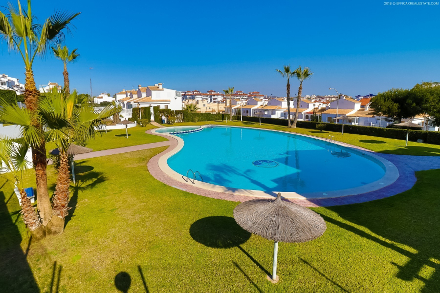 Pārdošana pēc lietošanas - Dzīvoklis/Bungalo - Torrevieja  - Torreblanca