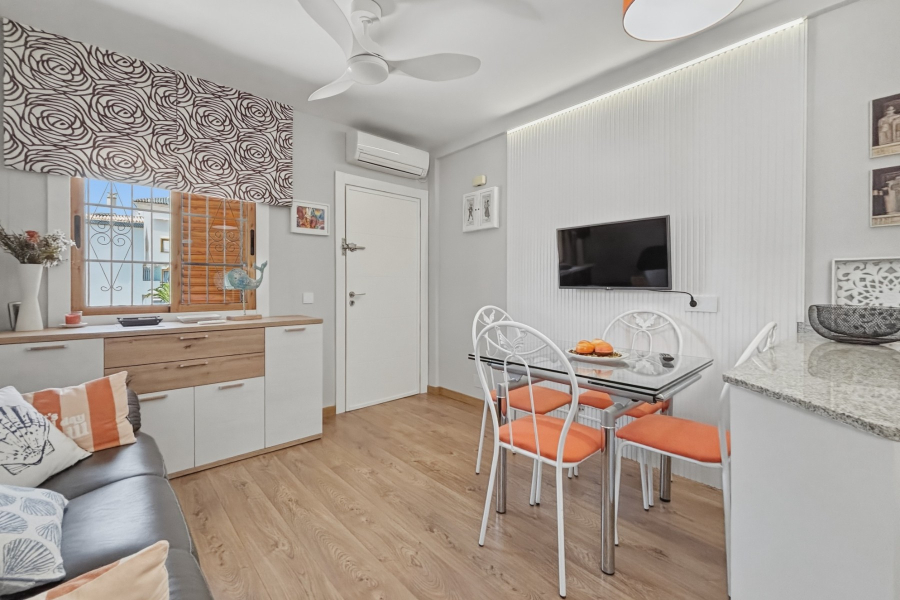 Pārdošana pēc lietošanas - Dzīvoklis/Bungalo - Torrevieja  - Torreblanca