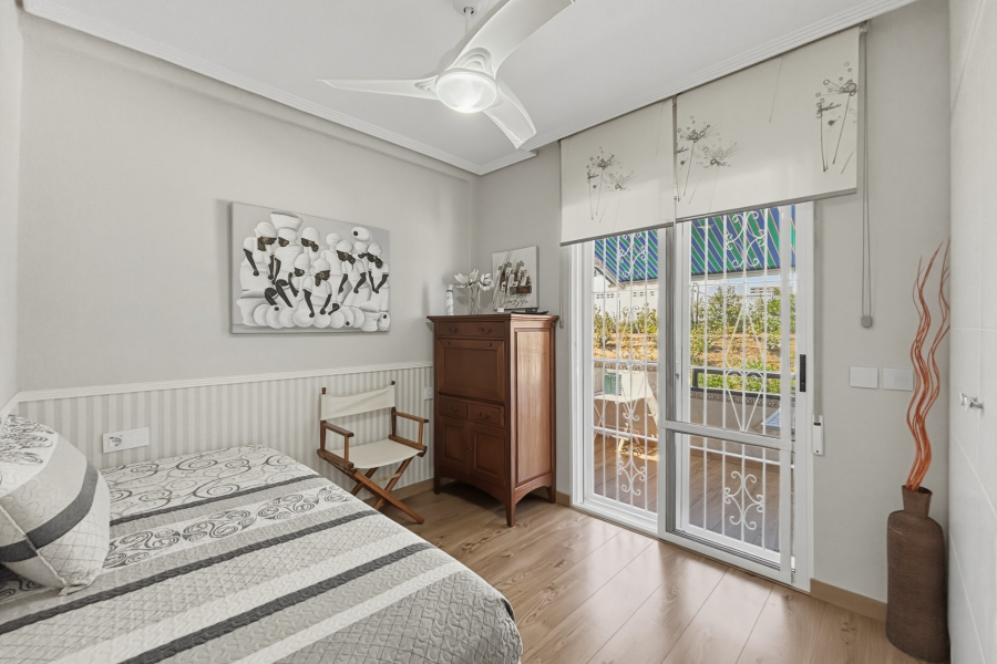 Pārdošana pēc lietošanas - Dzīvoklis/Bungalo - Torrevieja  - Torreblanca