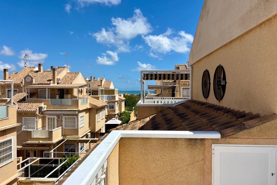 Resale - Apartment/Bungalow - Torrevieja  - Aguas Nuevas