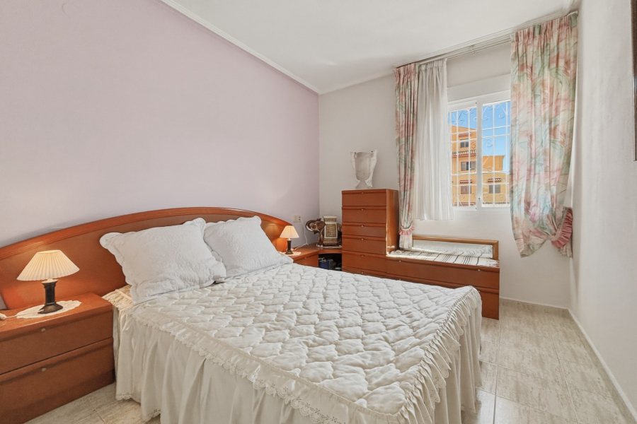 Resale - Apartment/Bungalow - Torrevieja  - Aguas Nuevas