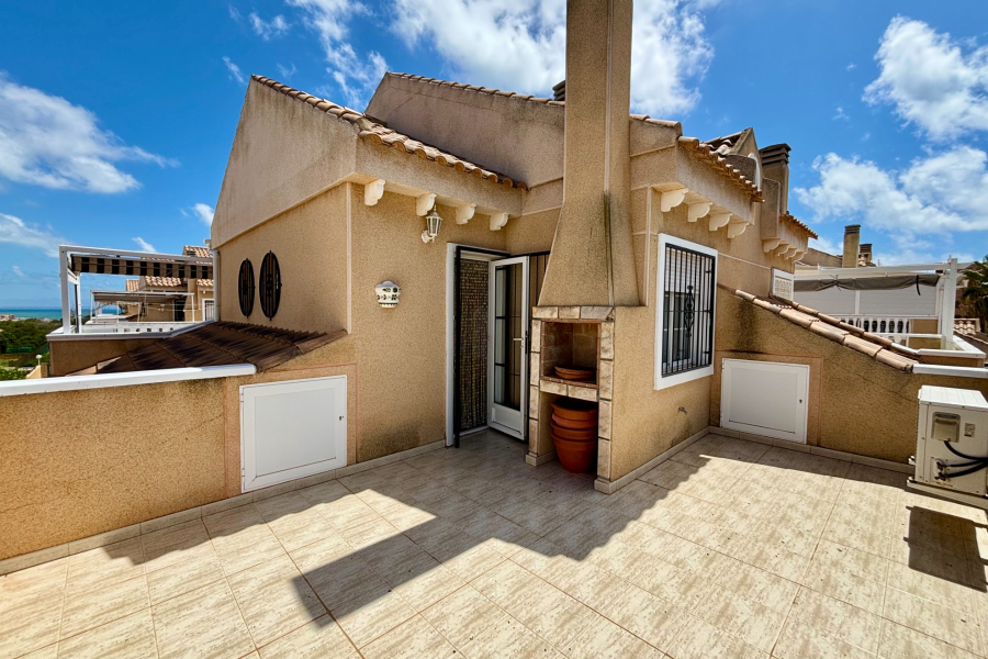 Resale - Apartment/Bungalow - Torrevieja  - Aguas Nuevas