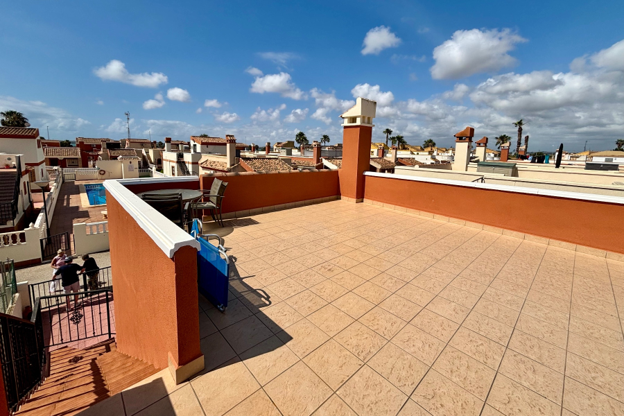 Resale - Villa / Semi detached - Guardamar del Segura - El Raso