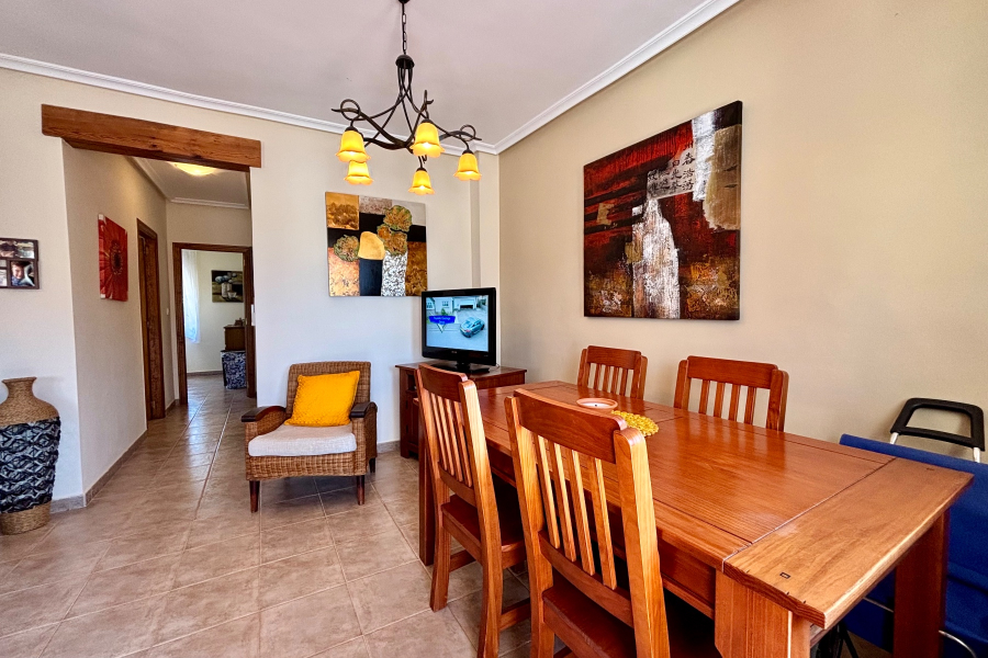 Resale - Villa / Semi detached - Guardamar del Segura - El Raso