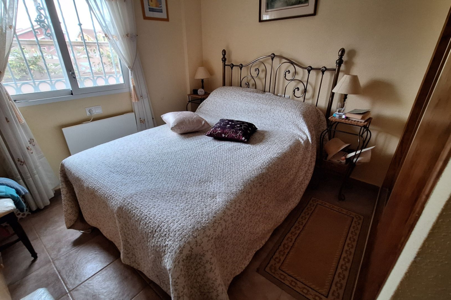 Resale - Villa - Guardamar del Segura - El Raso